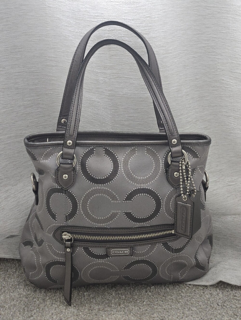 Coach Vintage Gray Signature Circle Shoulder Bag